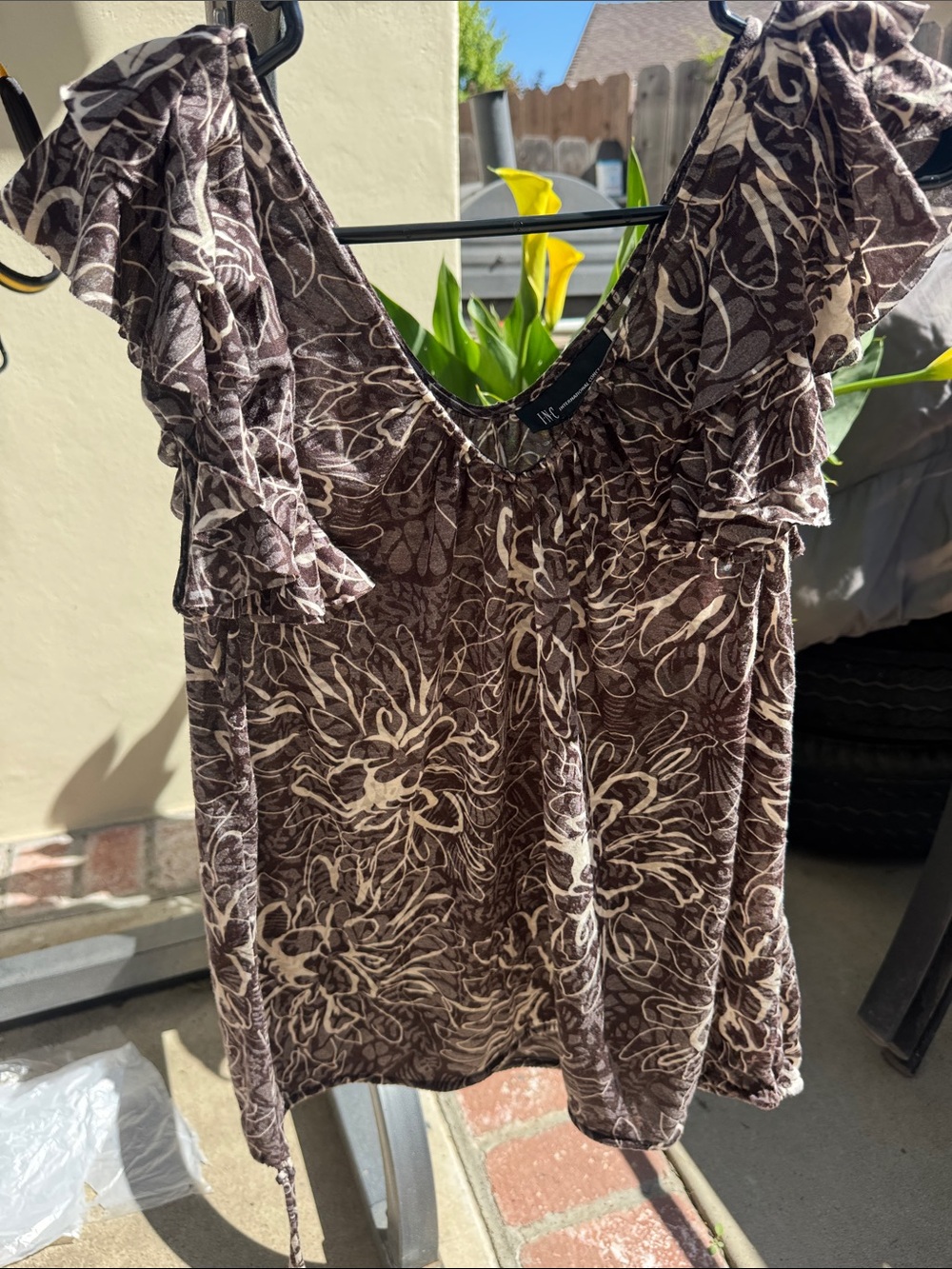 Women's Floral Ruffle Sleeve Top - Brown/White